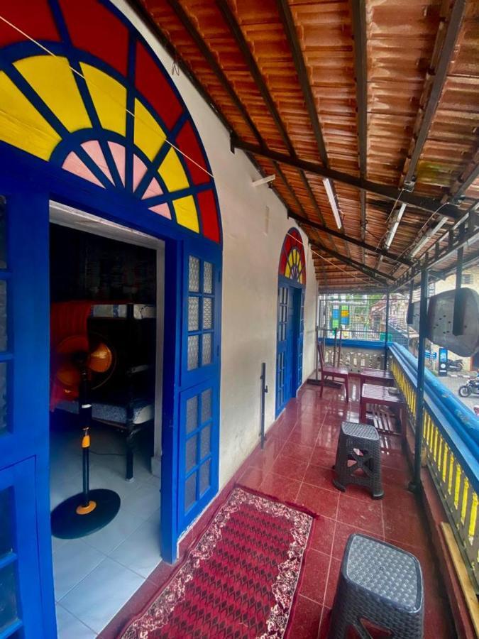 Brisbane Lodge & Hostel Kochi Luaran gambar