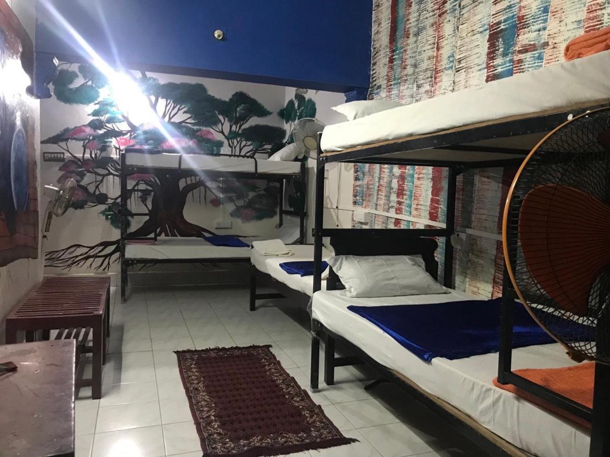 Brisbane Lodge & Hostel Kochi Luaran gambar